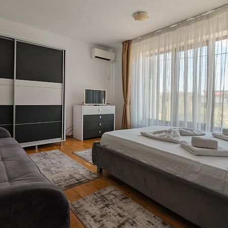 Hella Apartament Mamaia-Nord Năvodari Exteriör bild