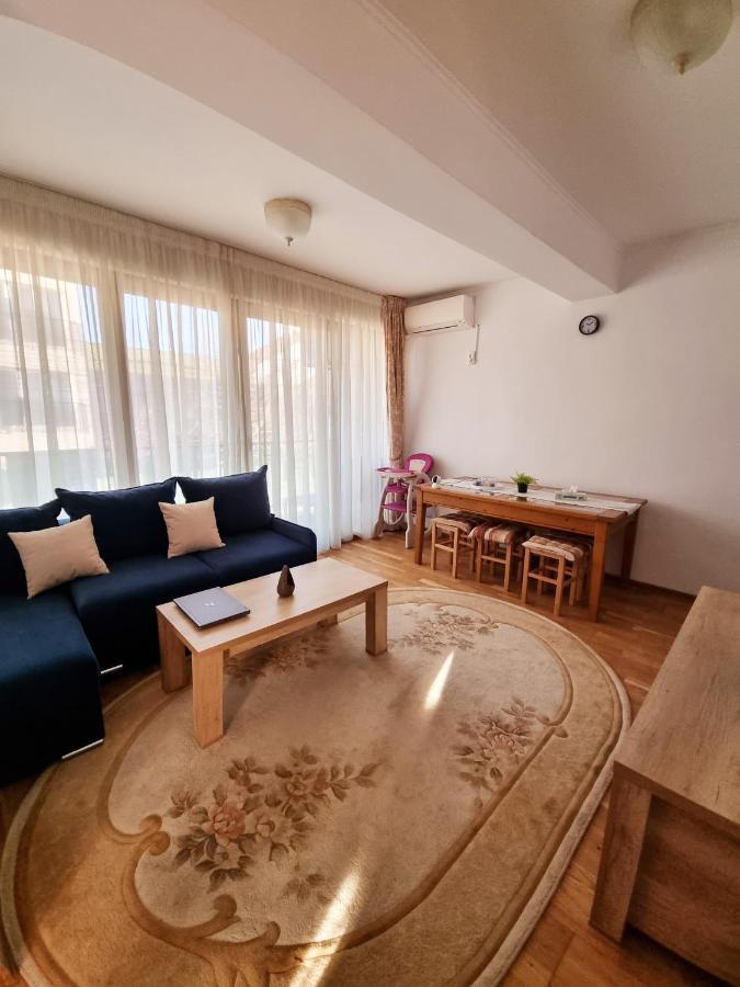 Hella Apartament Mamaia-Nord Năvodari Exteriör bild