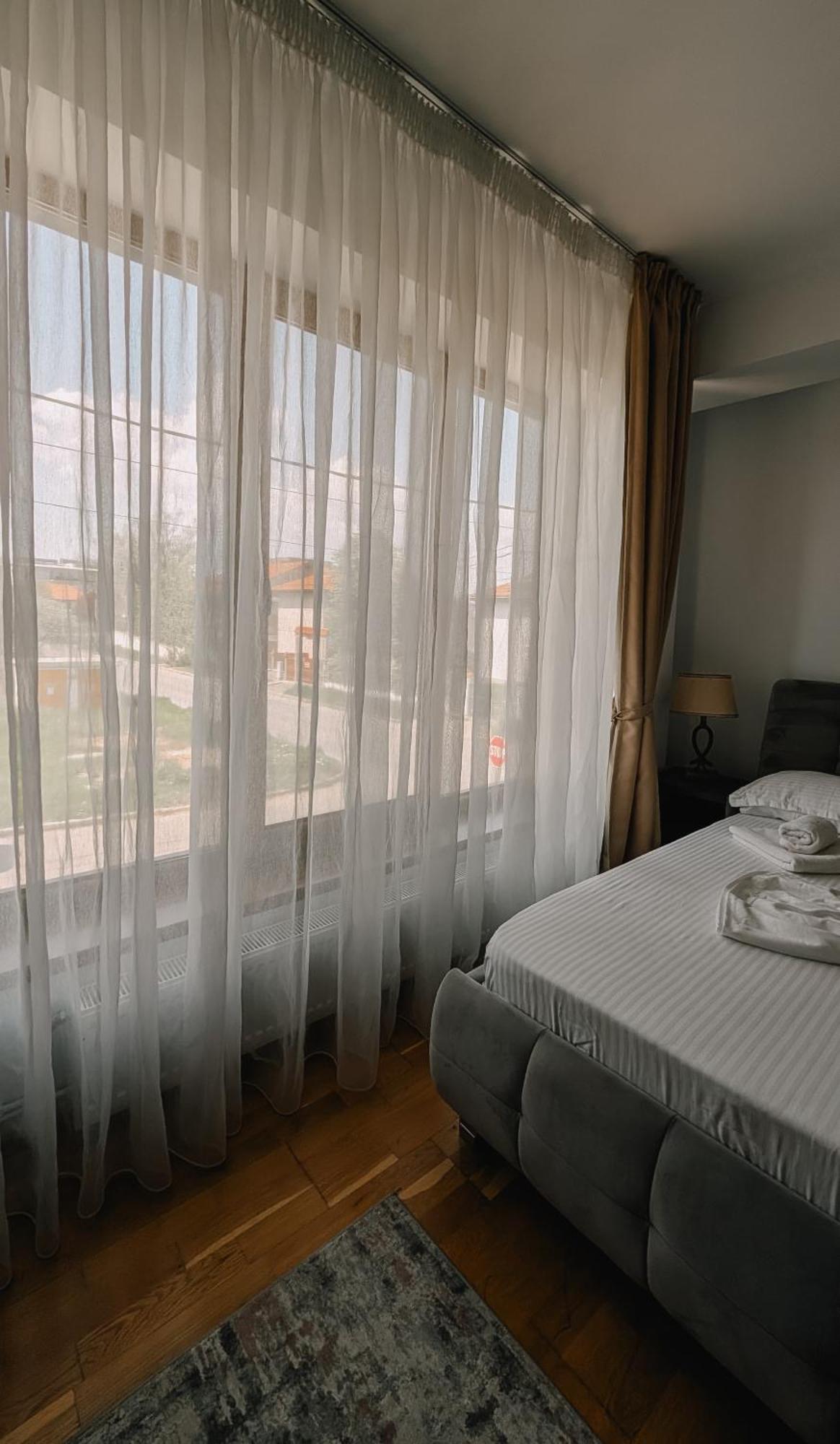 Hella Apartament Mamaia-Nord Năvodari Exteriör bild