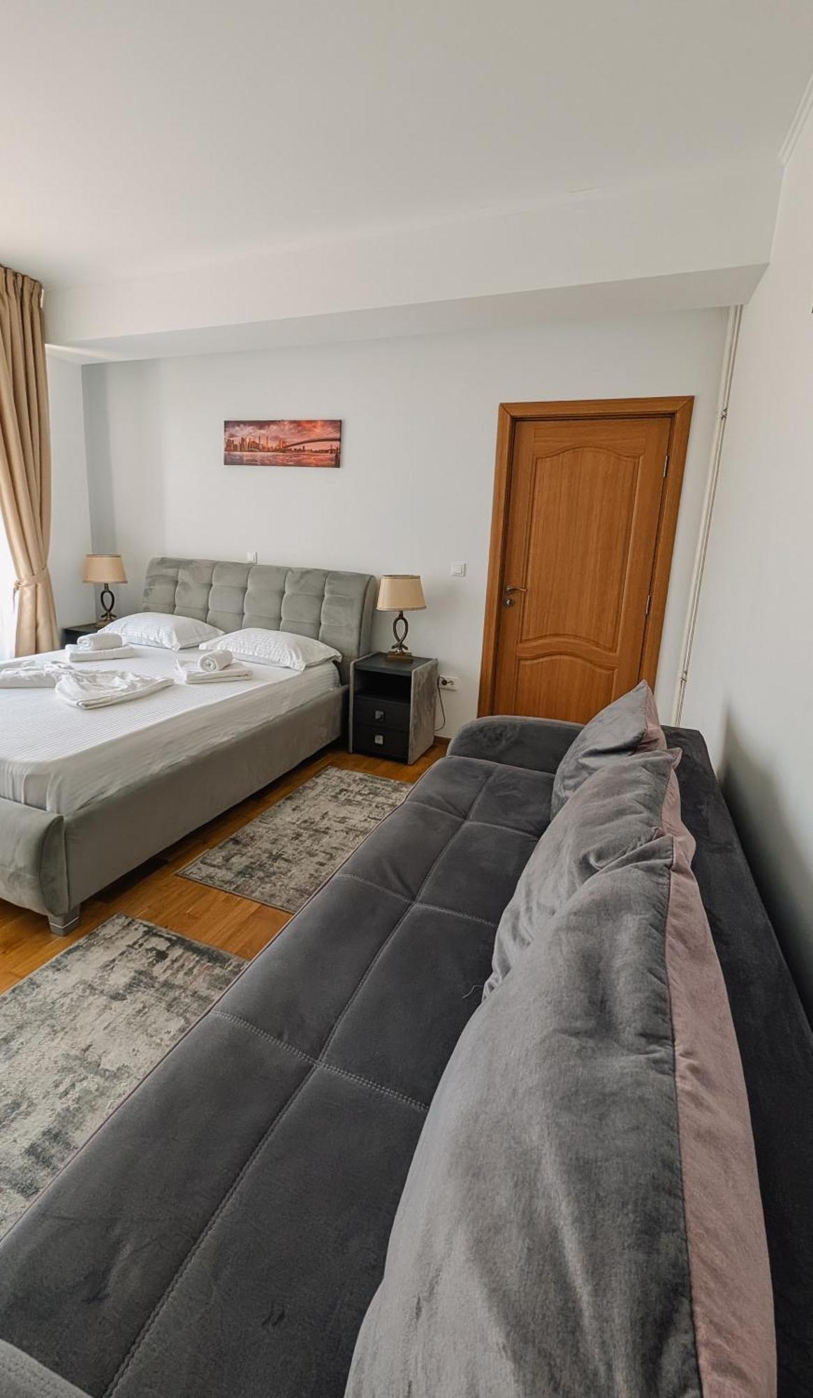 Hella Apartament Mamaia-Nord Năvodari Exteriör bild